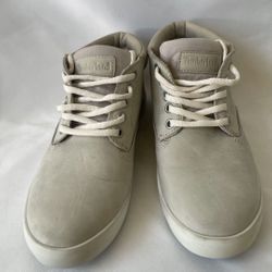 Timberland Women's Dausette Leather Chukka, Size 7