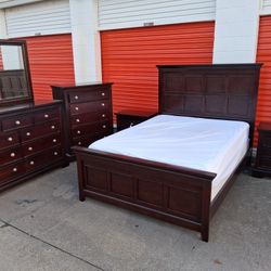 Queen Size Bedroom Set With Mattress 