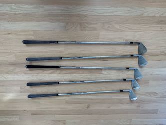 5 Titleist Vokey Wedges