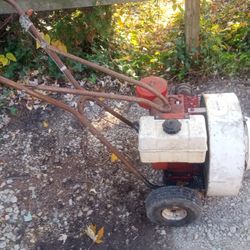8 HP Gas Blower Works Perfect Cash Only Pick Up In Brookhaven Pa 19015