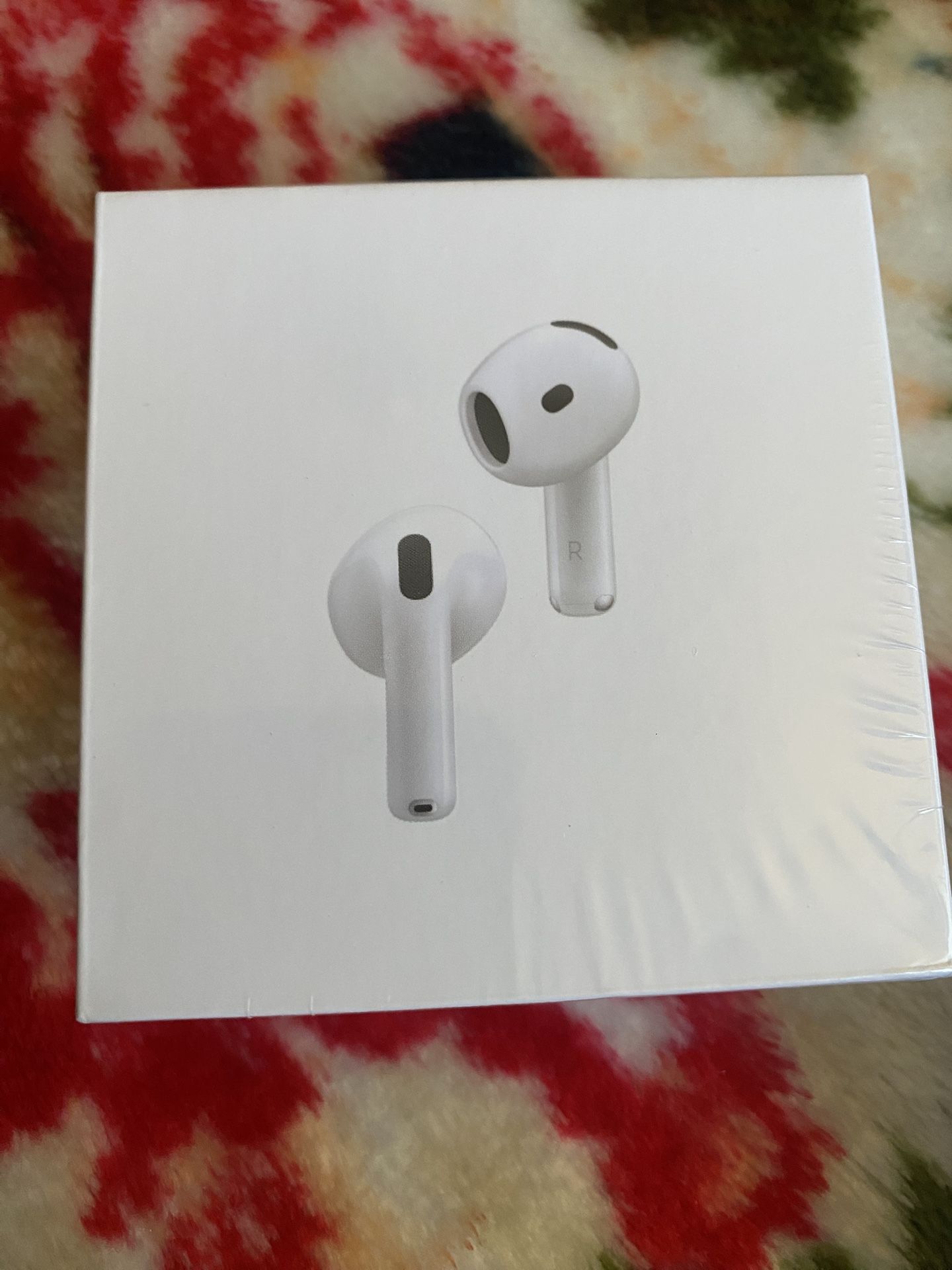 AirPods 4
