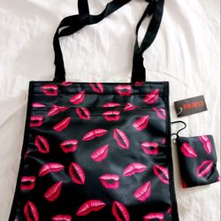NWT Lips Nylon Tote Bag