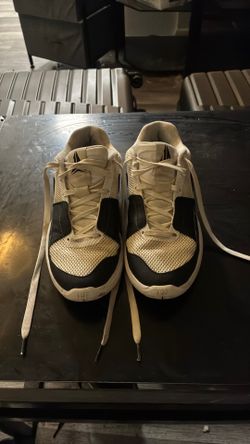 Ja 1 White/Black