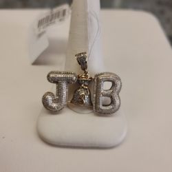 10k Gold Pendant 7.1 Grams Regular Price 959 On Sale Right Now For 729 If You Are Interested Ask For Maribel Thank You 😊 