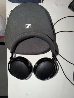 Sennheiser Over-Ear Headphones with Case
