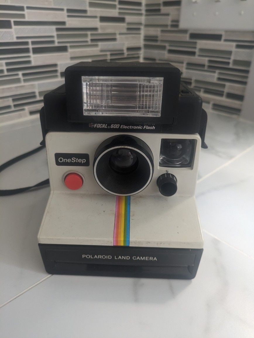 Polaroid Land Camera