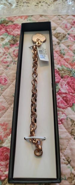 Beautiful Rose Gold Womens Bracelet