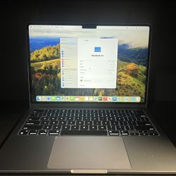 2022 MacBook Air 13in M2 245GB/16GB RAM macOS Sonoma