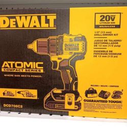 Dewalt New Kit Drill Driver 20v Atomic Brushless 