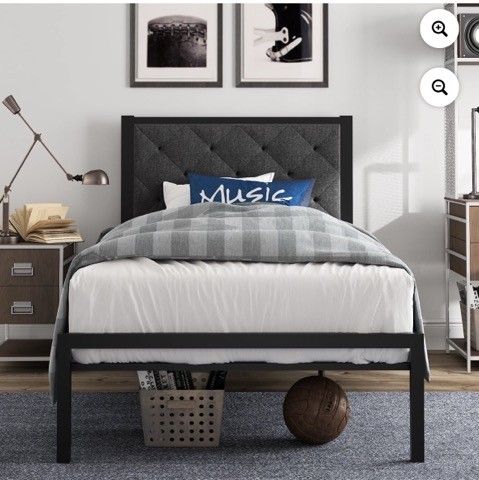 single bedroom with mattress