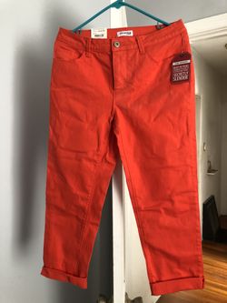 Ladies Capri Pants