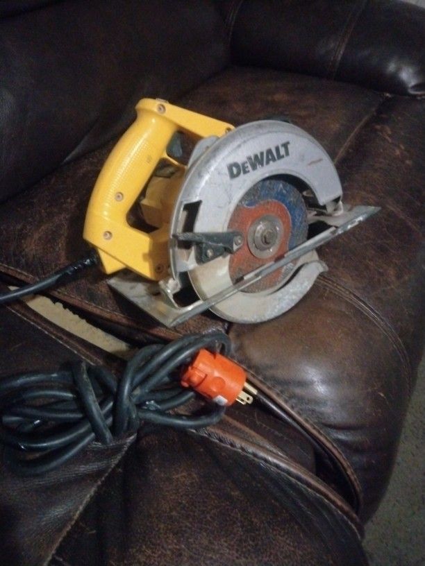 DeWalt