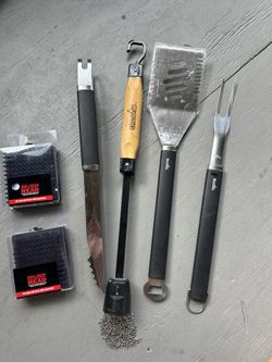 Char Broil Grilling Tools And Brushes 