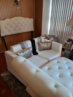 SMALL COUCH