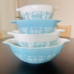Pyrex Butter Print