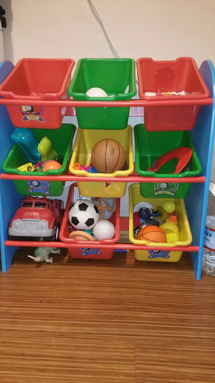 *PENDING PICKUP*FREE Thomas the Train toy organizer