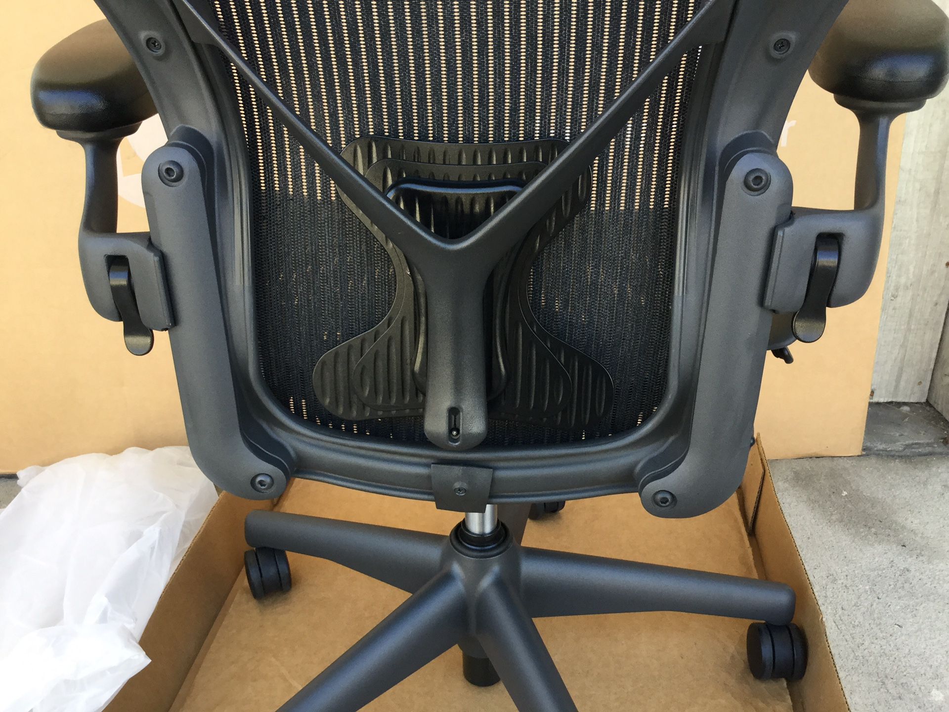 Brand new Herman Miller Aeron chair’s parts,cables meshes knobs lumbar