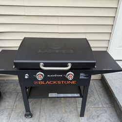 Blackstone 28” Griddle With Hood