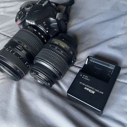 Nikon D3200 W/ 2 Lens. 5091 Acuations (Like New)