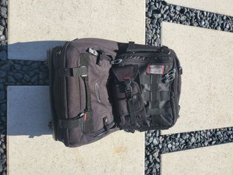 Luggage  - Oakley Carry-on