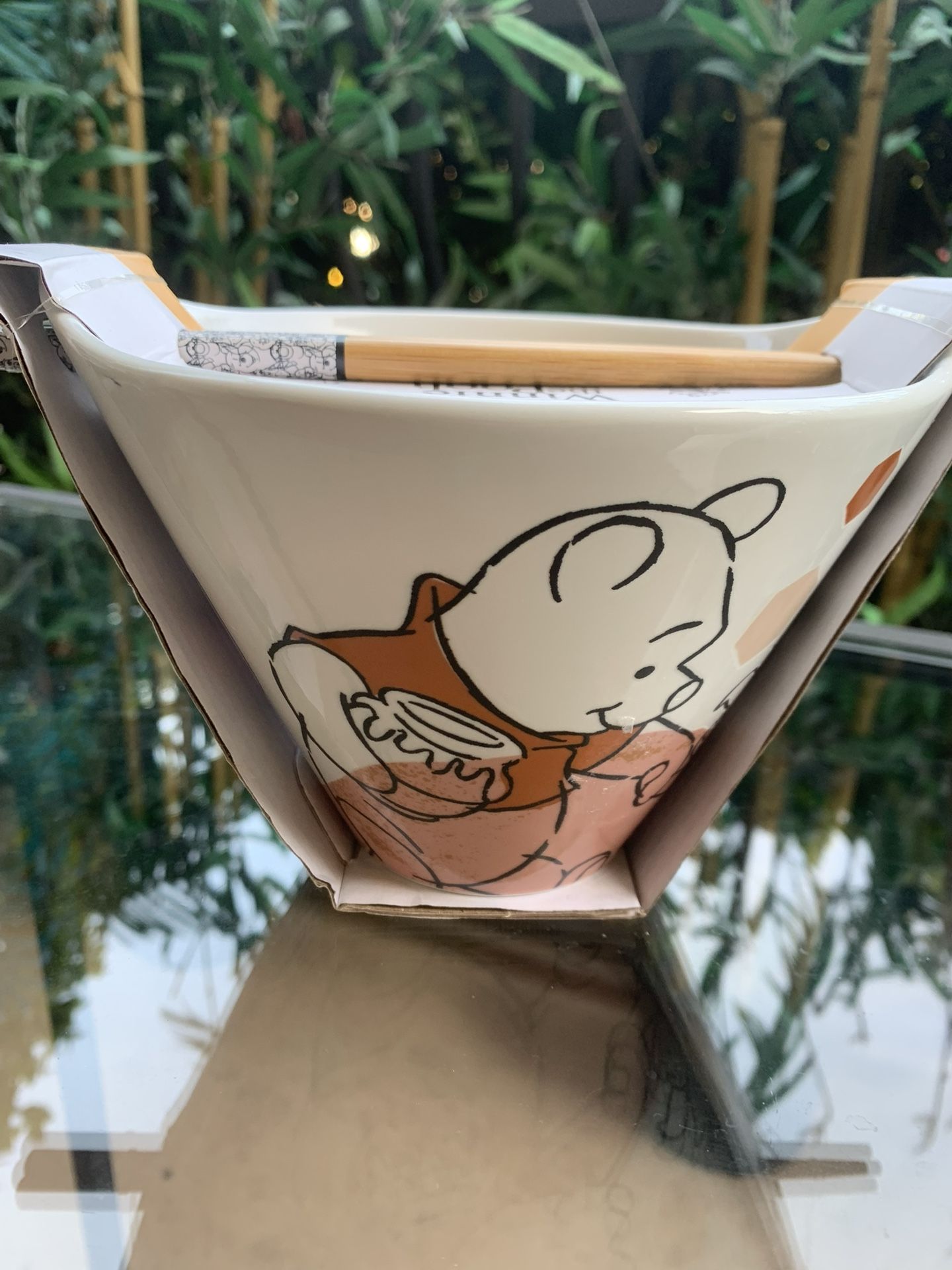 WINNIE THE POOH CERAMIC BOWL & WOODEN CHOPSTICKS 20 0z - BRAND NEW