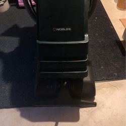 Nobles   Power  Eagle   1016//1020 Plus  Self -Contain  Carpet  Extractor