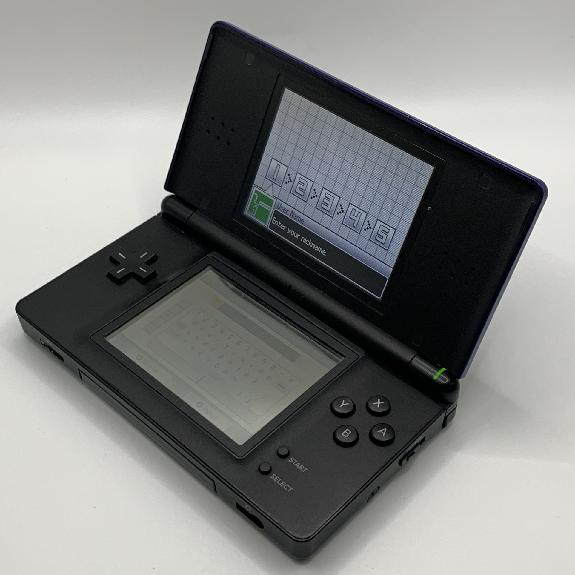 Nintendo DS lite With USB Charger And Stylus