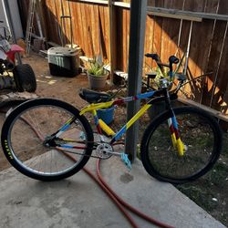 SELLING MY GT BMX BIKE !!!!!!!