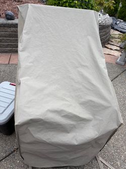 (4) Waterproof outdoor chair covers - FREE
