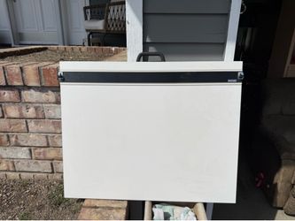 Mayline portable drawing table