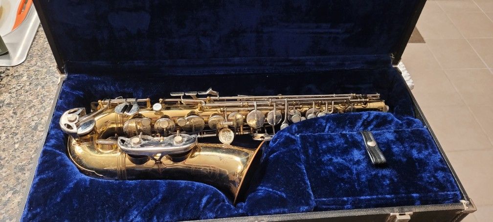 Saxophone