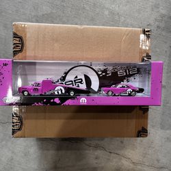 M2 Machines 1:64 1974 Dodge Truck & 1969 Dodge Dart Swinger 340 Auto-Haulers Release 95 