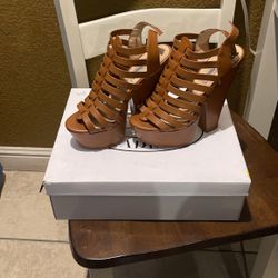 Steve Madden Heals 