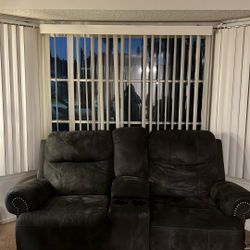 Recliner Couches 