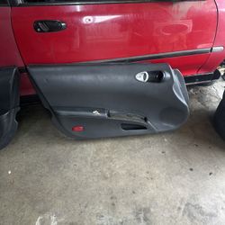 2004 350z Door Panels