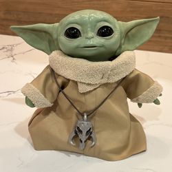Star Wars/Mandalorian - Animatronic The Child Toy