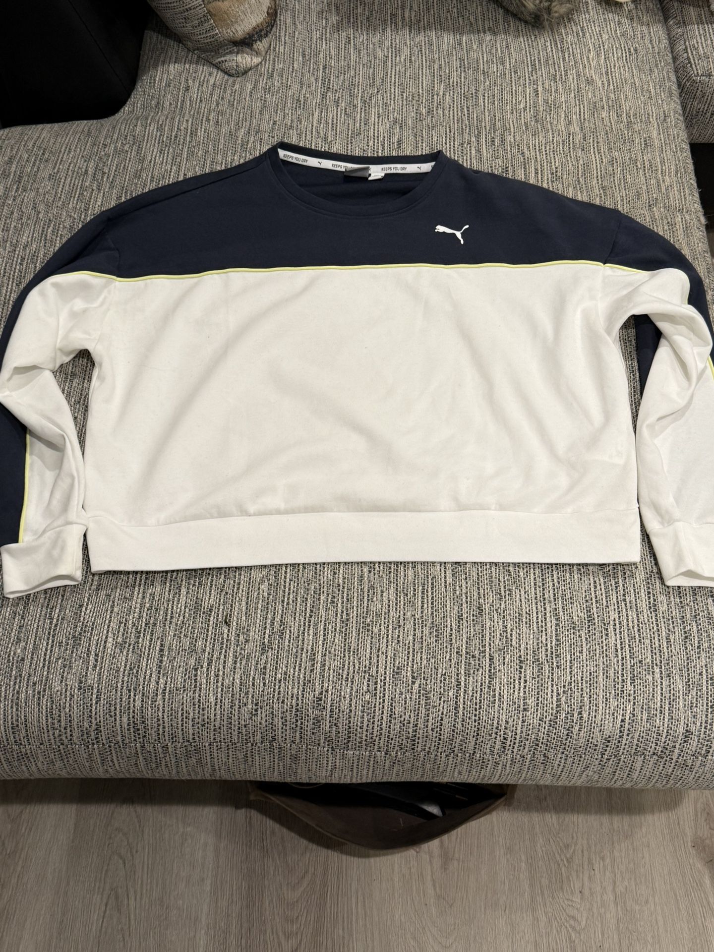 Women’s Puma Sweatshirt