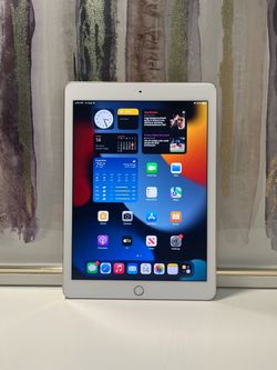 Apple iPad Air 2nd Gen Black A1566 16GB Tablet 9.7” iOS 15.8.6 - $39
