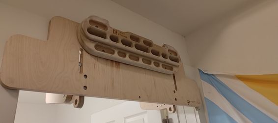 Two Stones Hangboard + Frictitious Doorway Mount – No Holes, No Drilling