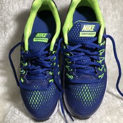 Nike Zoom Pegasus 33 Green & Blue Boys Size 4y