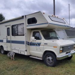 1991 Ford Four Winds 