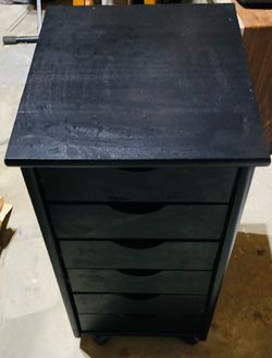 Modern Black 6-Drawer Dresser/Storage Cabinet on Wheels for Office, Bedroom, Home!