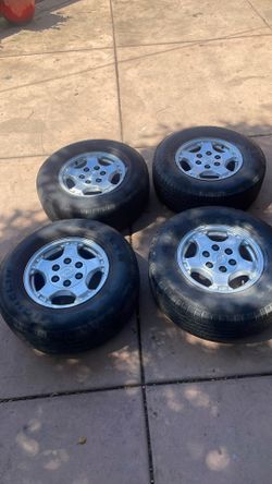 Chevy Silverado 1500 16’ Inch Wheels