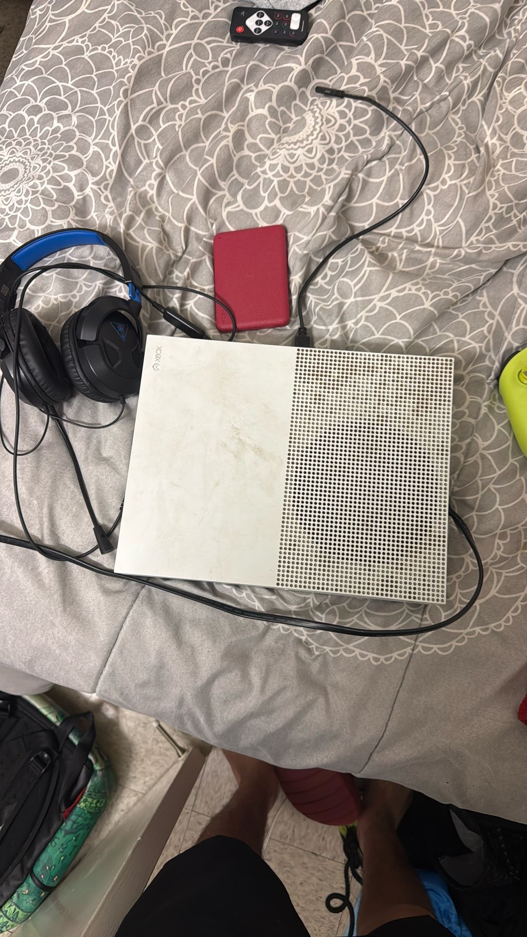 Xbox One S