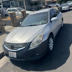 2010 Nissan Altima 