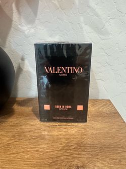 Valentino born in roma intense