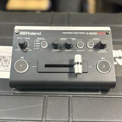 Roland V-02 II Video Switcher