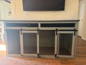 Solid wood X-Large dog kennel