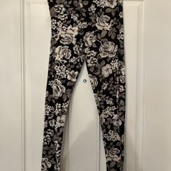 Derek Heart Leggings Size Large. Never Worn. Super Soft
