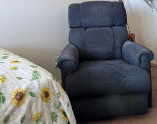 Lazy boy recliner